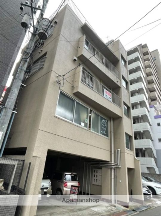 山田ビルの外観