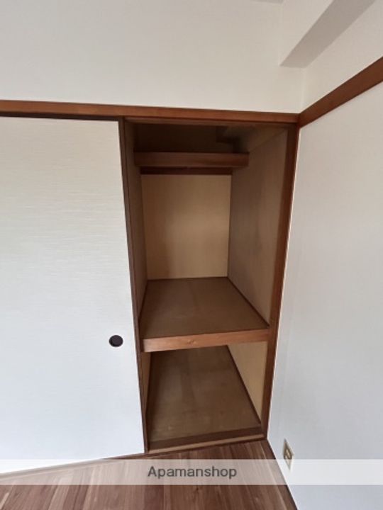 リバーサイド観音の内装