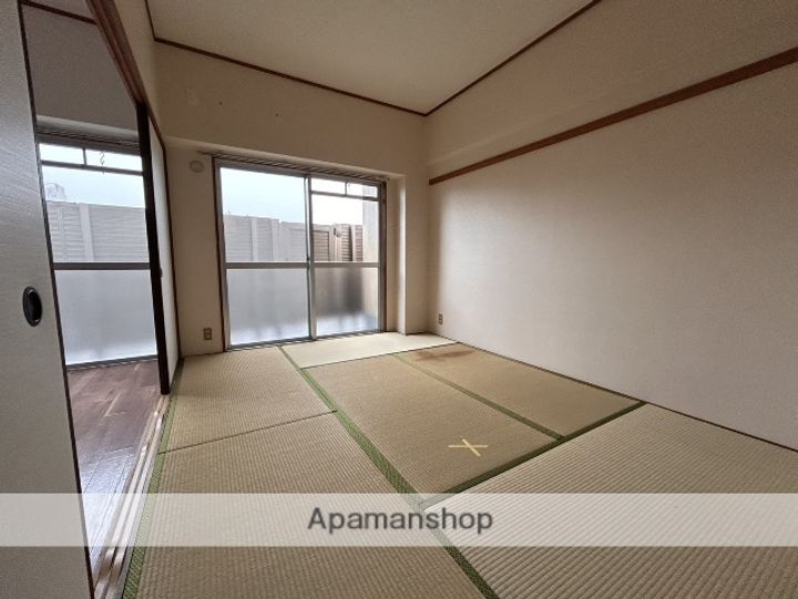 リバーサイド観音の内装