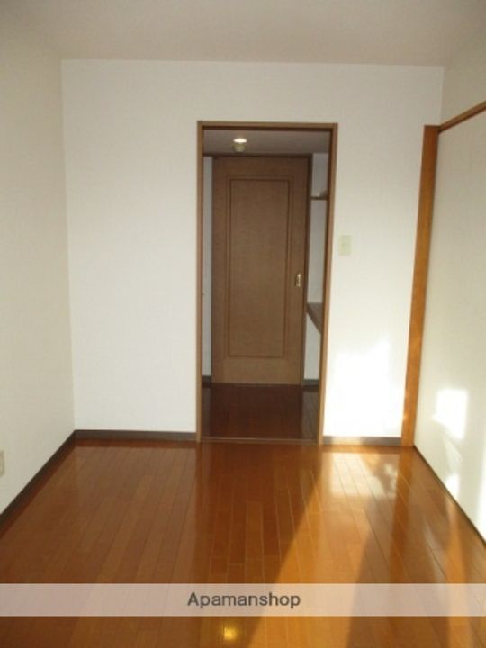 アティール観音の内装