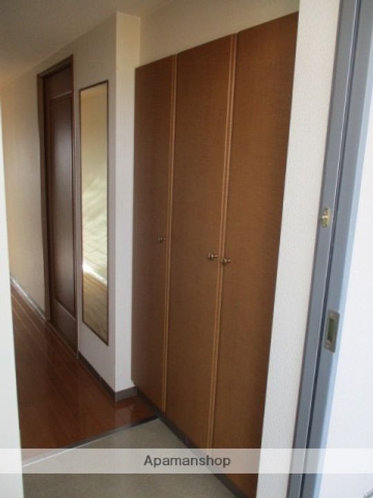 アティール観音の内装