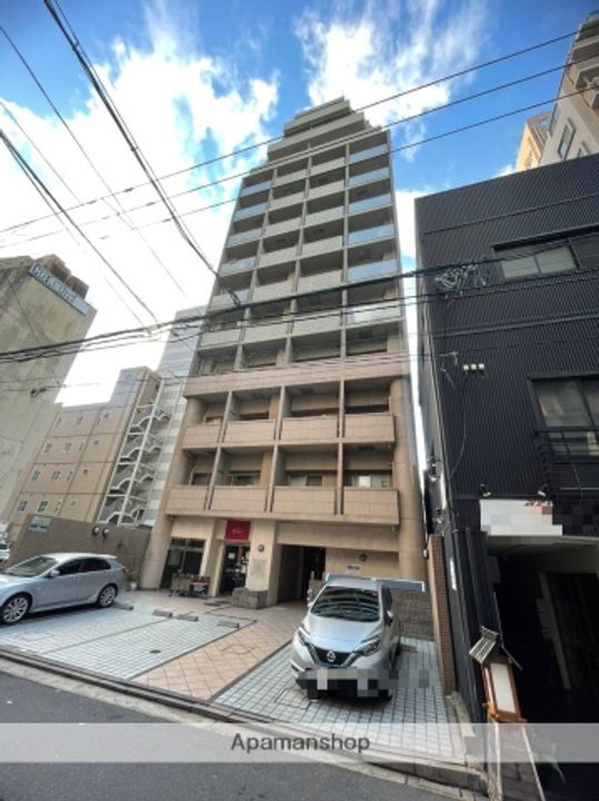 グラビスコート紙屋町の外観