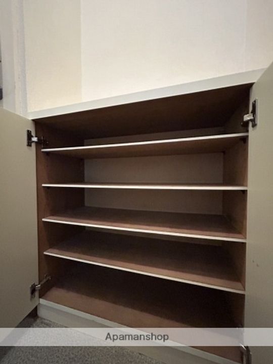 ショウリュウビルの内装