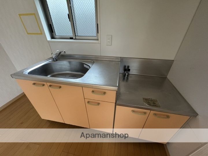 ラフィネC棟のキッチン