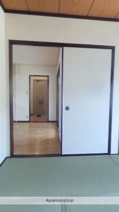 広島県広島市東区温品1丁目の賃貸アパートの内装