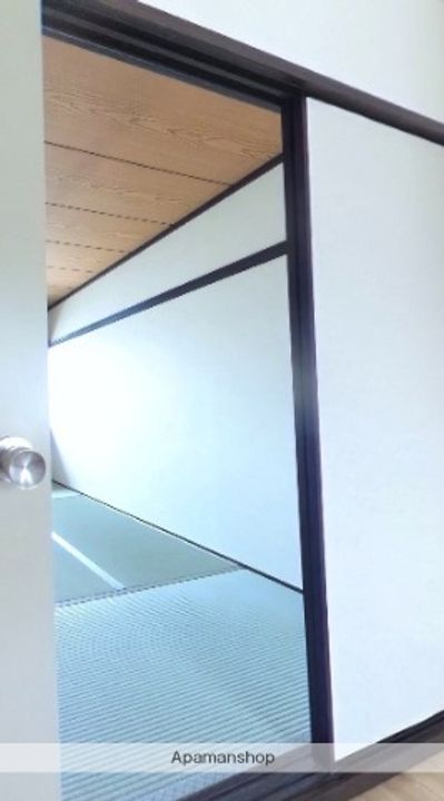 広島県広島市東区温品1丁目の賃貸アパートの内装