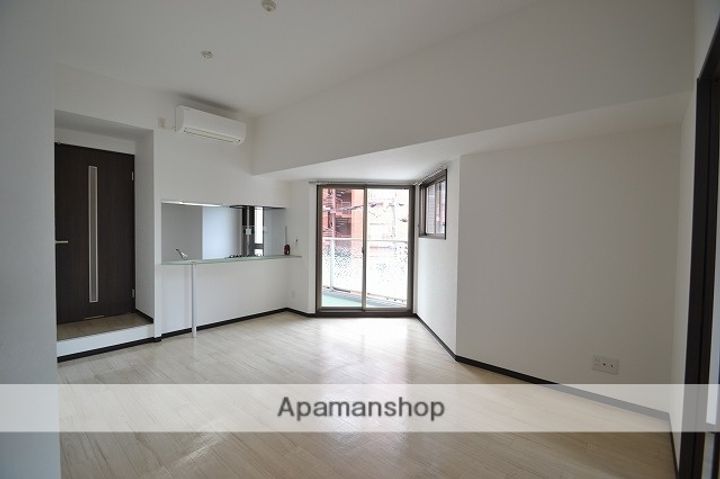 LION銀山町の居間