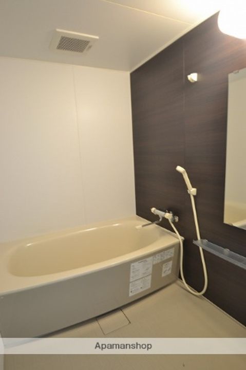 LION銀山町の風呂