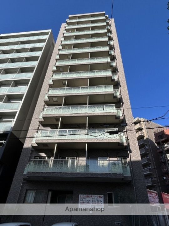 LION銀山町の外観