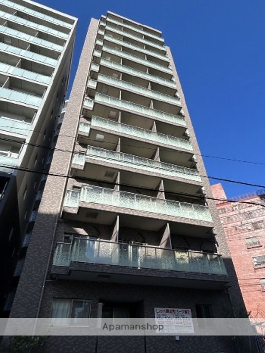 LION銀山町の外観