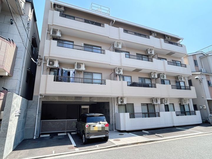 メゾン千田町403号室の外観