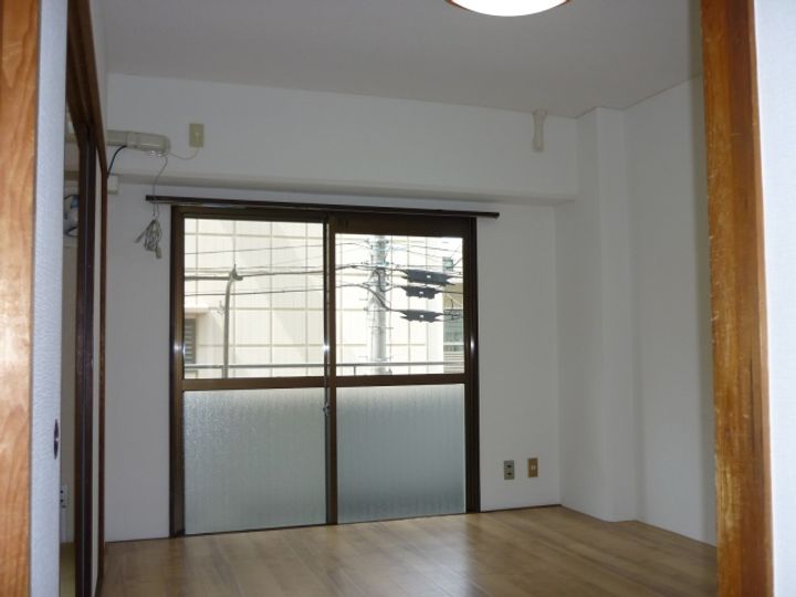亀谷ビル203号室の内装