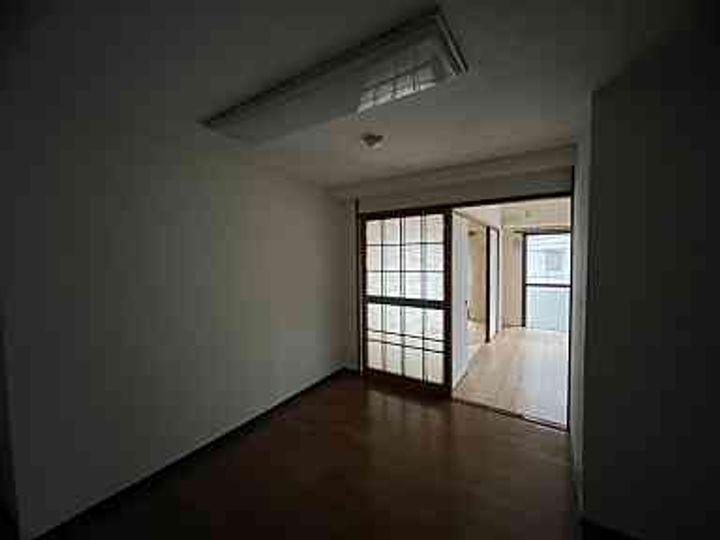 亀谷ビル203号室の内装