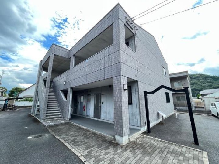 ジューエイハイツの外観