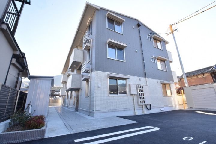 カルチェの外観