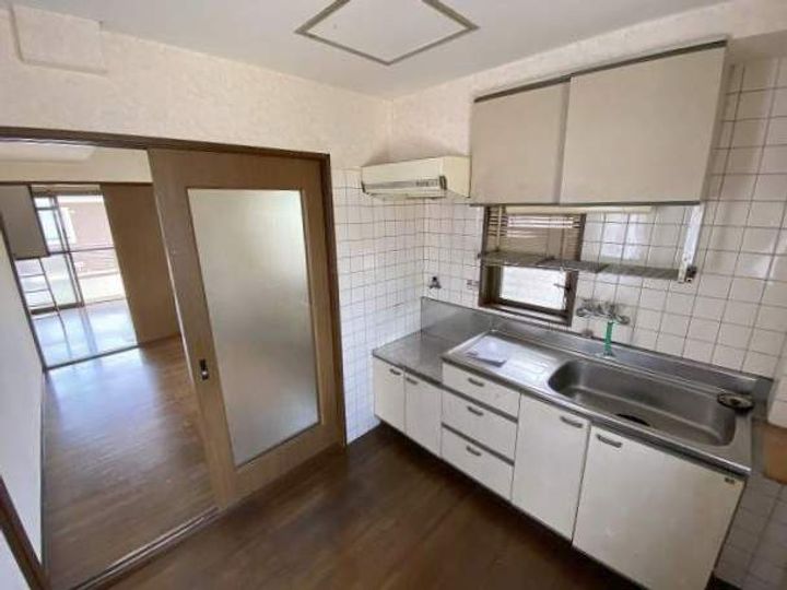 サンシティ森下303号室の居間