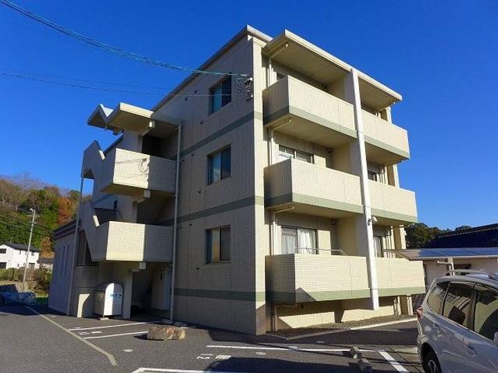 GREEN STREET 弐番館203号室の外観