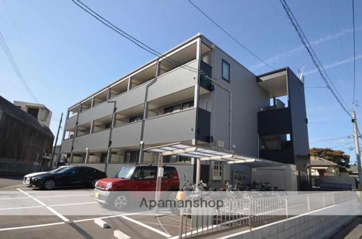 メゾンドルポ吉見園の外観