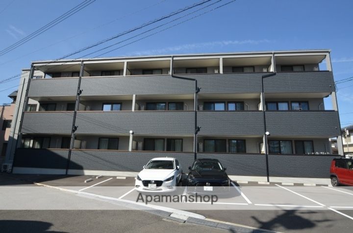 メゾンドルポ吉見園の外観