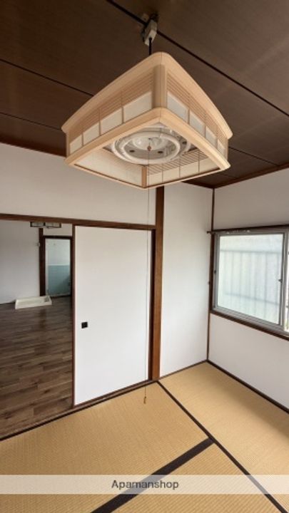 光広アパートの内装