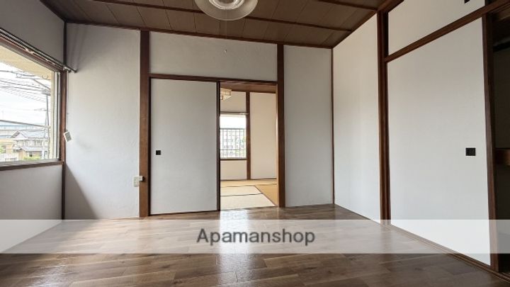 光広アパートの内装
