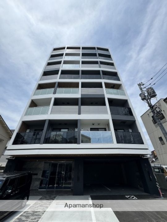 広島県広島市中区吉島町の賃貸マンションの外観