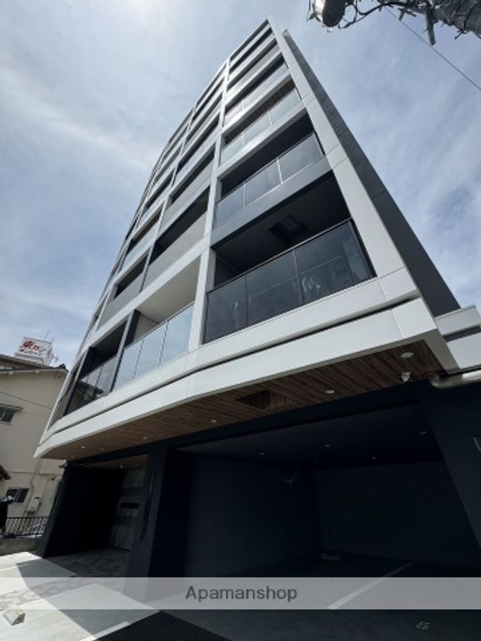 広島県広島市中区吉島町の賃貸マンションの外観