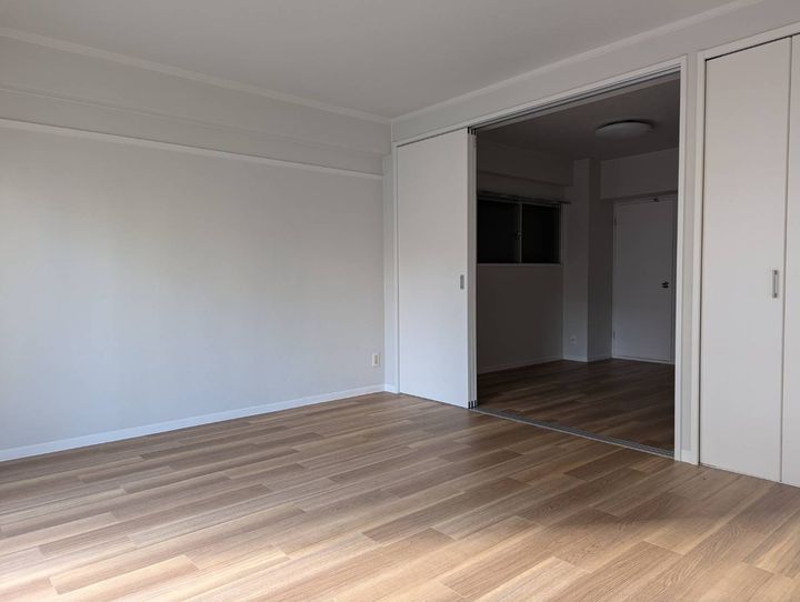 丸岡ビルの内装