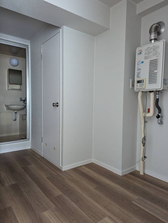 丸岡ビルの内装