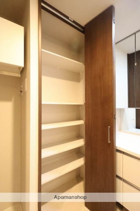 シャーメゾンステージ中央通りの内装