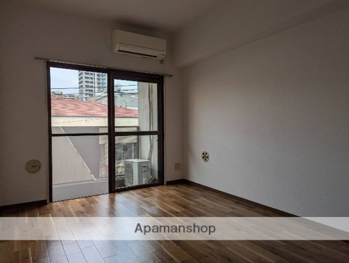 KURAMOTOビル301の居間