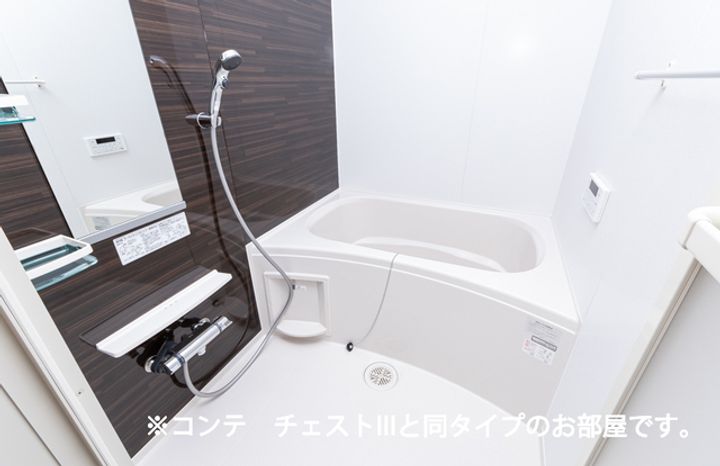 パラジソ大町102の風呂