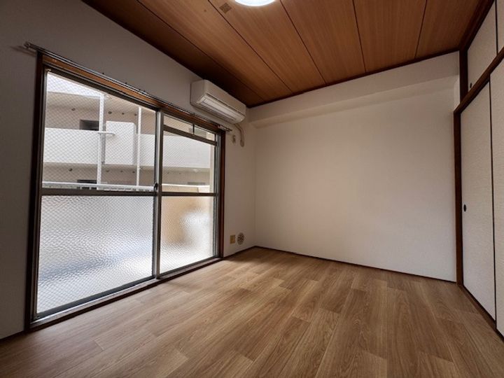 グローバル戸坂209号室の内装