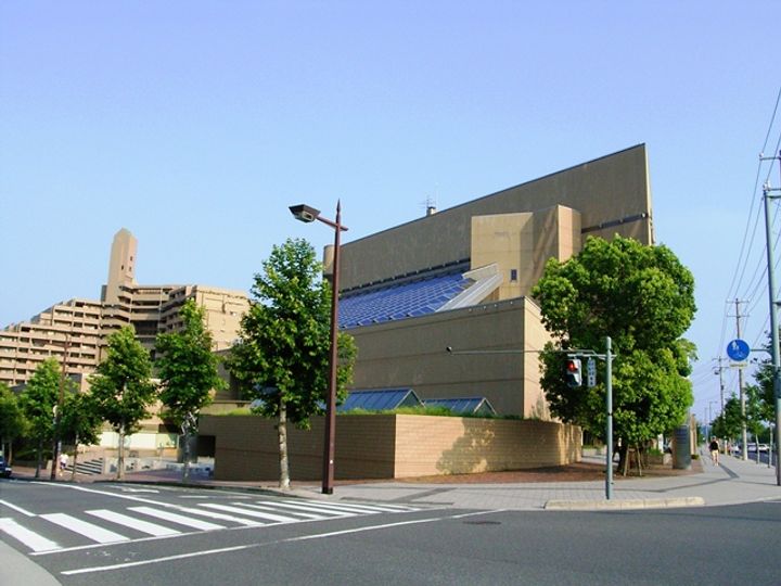 KIMIKOC棟の周辺