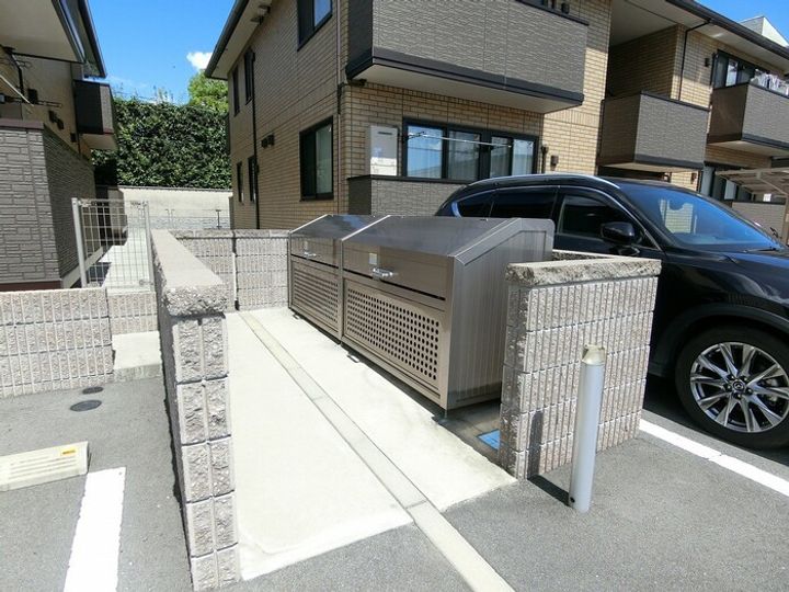 シンフォニアの外観