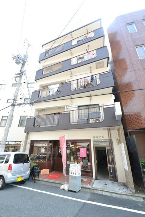酒井ビルの外観