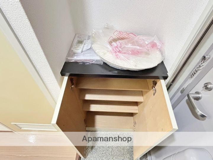 インターナショナルビルの内装
