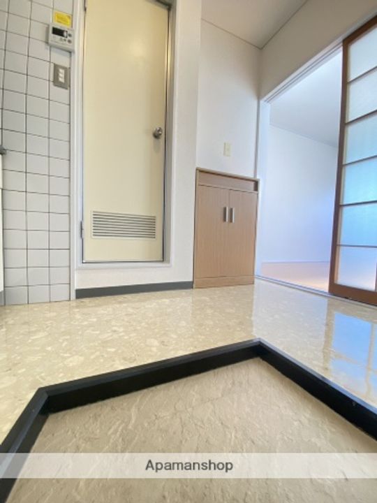 PIA牛田本町(旧ミッキーハウス)の玄関