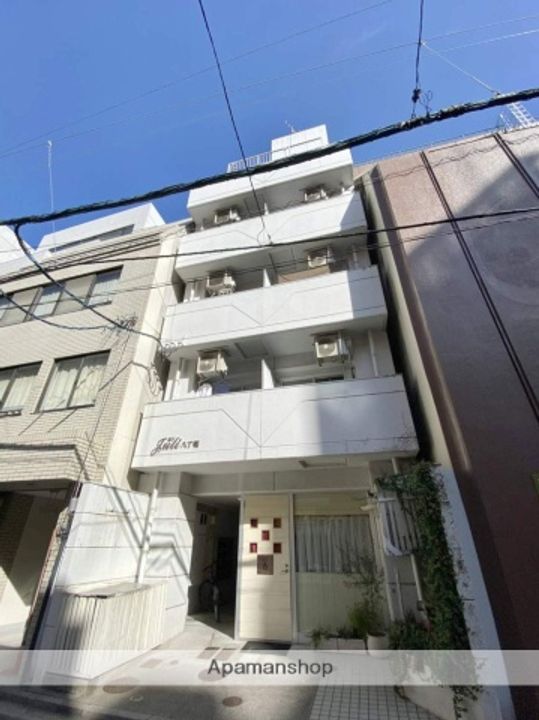 ユリ八丁堀の外観