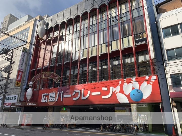 ユリ八丁堀の周辺