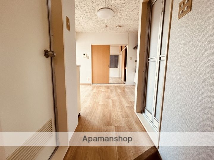 ハイタウン榎町の内装