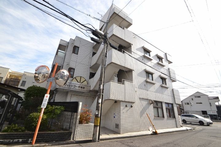 ウェッジコーポ坂田の外観