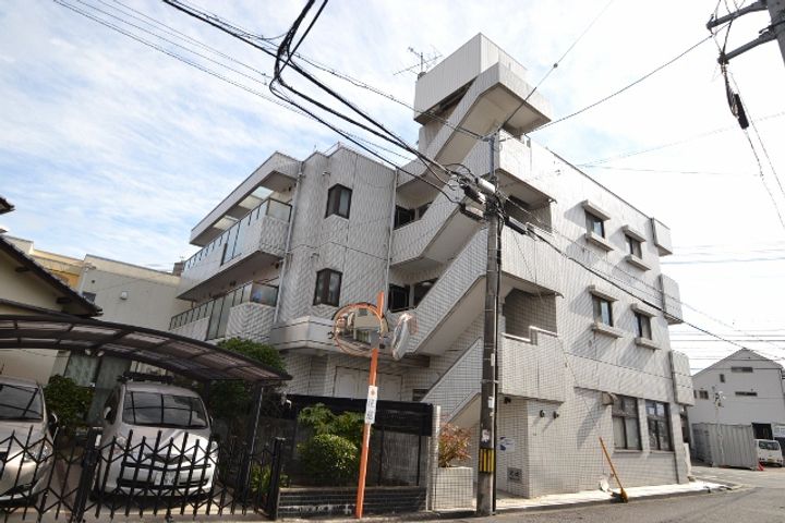 ウェッジコーポ坂田の外観