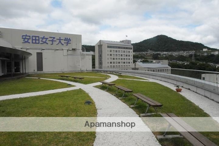 横田第二ビルの周辺