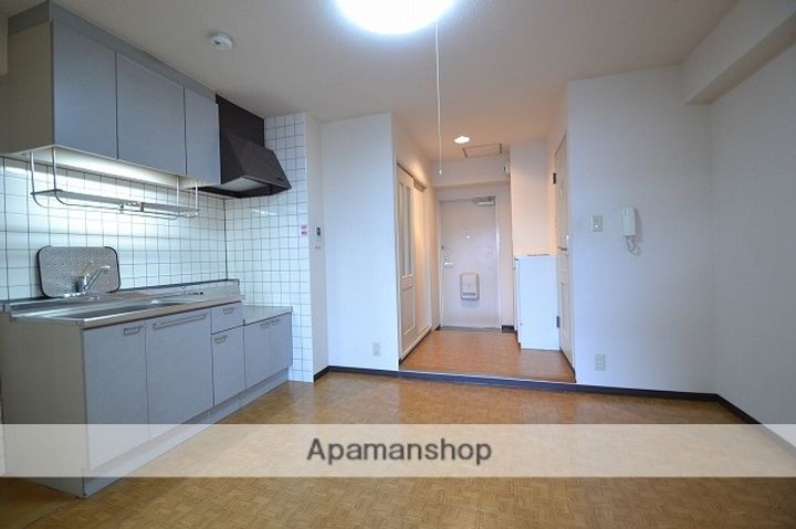 スライブ皆実の居間