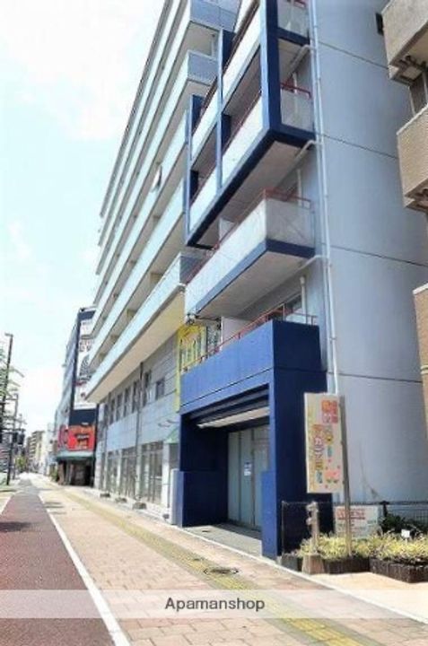 クリエーション中広の外観