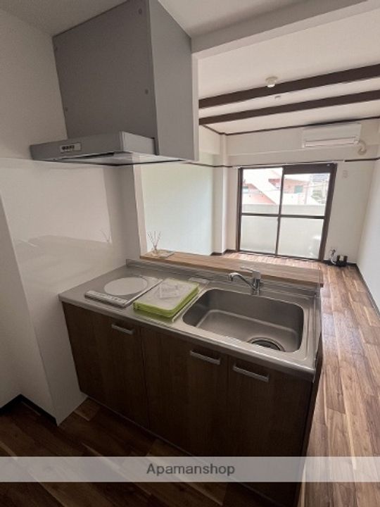 広島県広島市安佐南区古市3丁目の賃貸マンションのキッチン