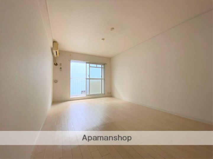 ハイネス横川の内装