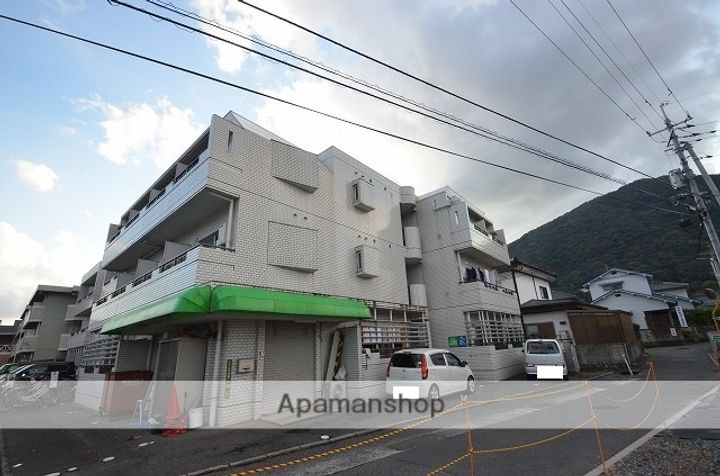 谷岡ビル1号館の外観