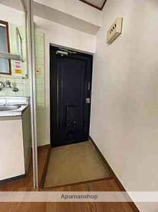 東宝ビルの玄関